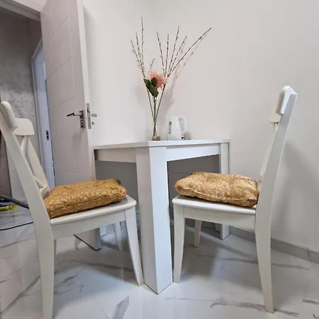 Iskra Apartment